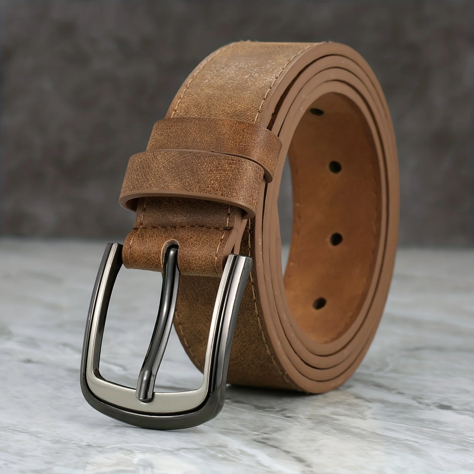 حزام رجالي بتصميم عتيق مع مشبك - مراجعة Men'S Luxury Formal Wear Brands وسعره